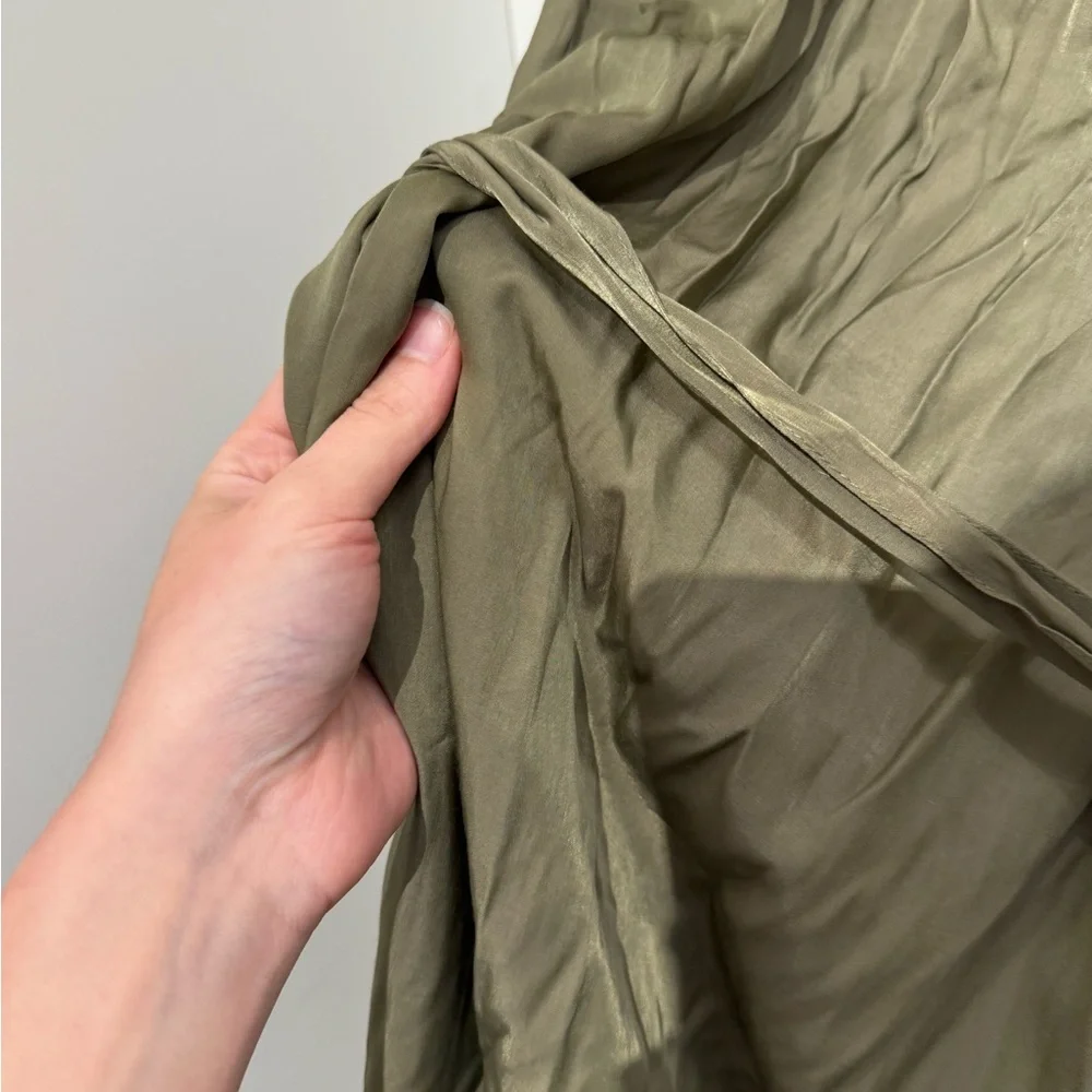 American Eagle Outfitters Sleeveless Flowy‎ Olive Green Dress